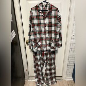 Wondershop Red and Green Plaid women’s xl Pajama Set